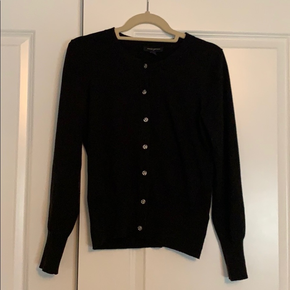 Black Banana Republic sweater